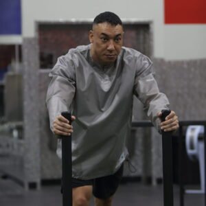 ZEROFORTYONE Fitness Pullover